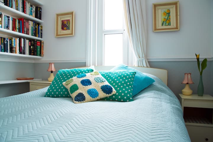 Flat with Breathtaking Sea Views