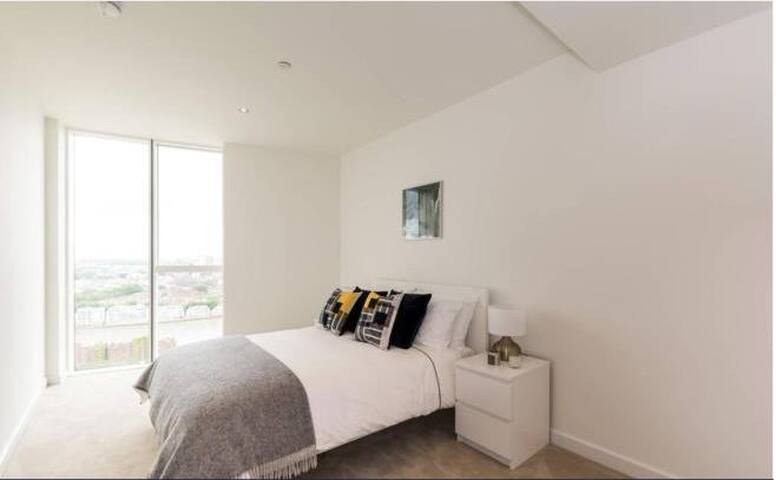 Central London Apartment gallery image 3