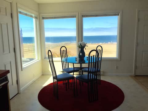 Enso, Oceanfront Home!