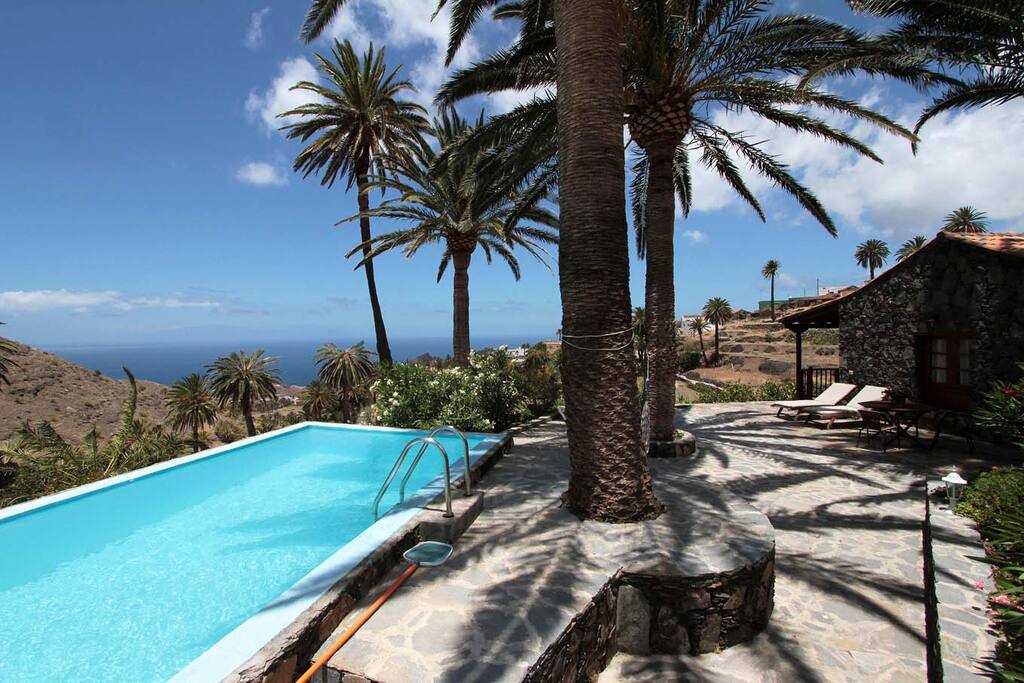 der Pool