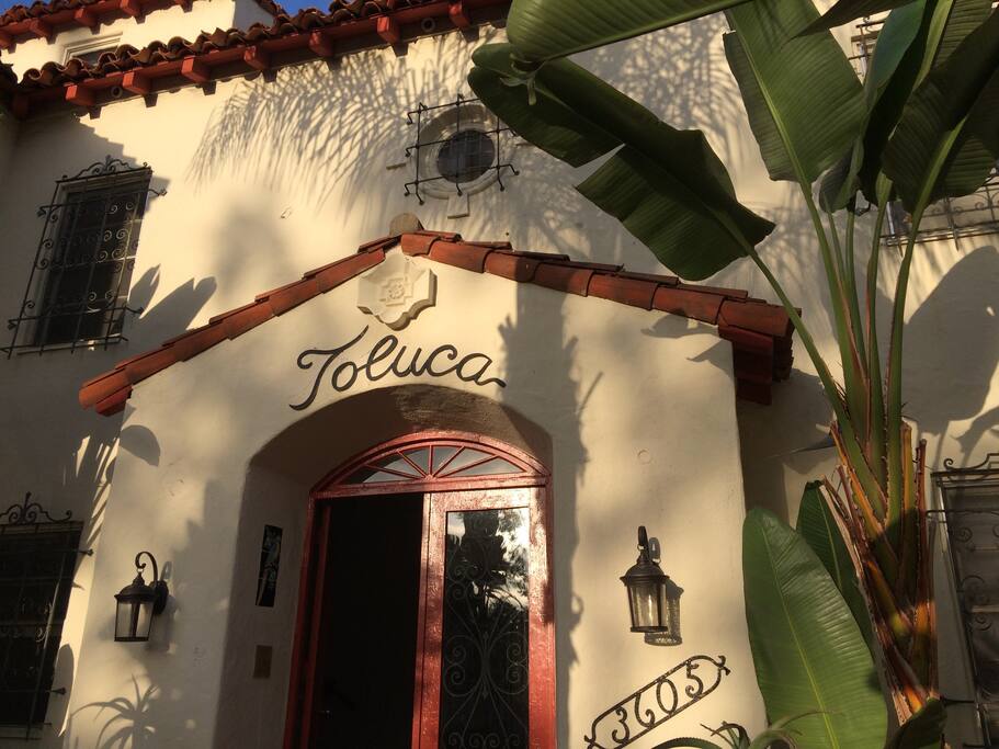 Spanish revival architecture