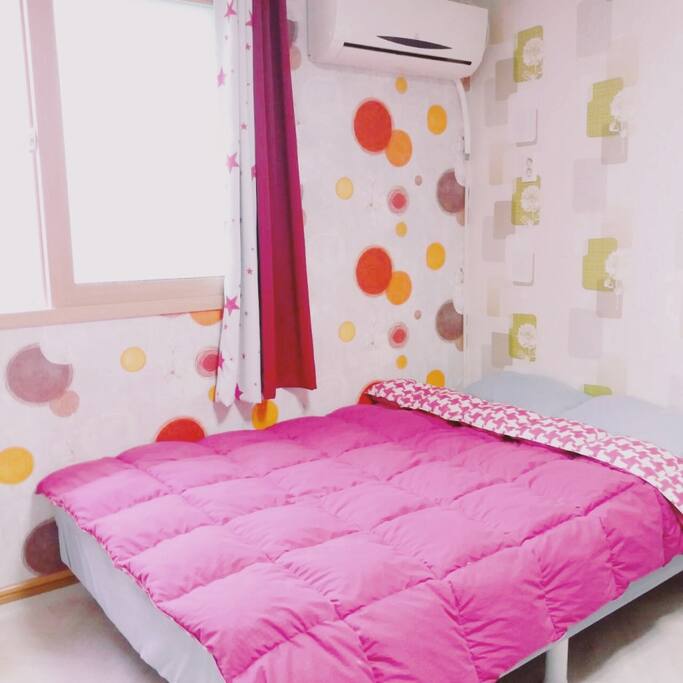 lovely polka dot blanket
