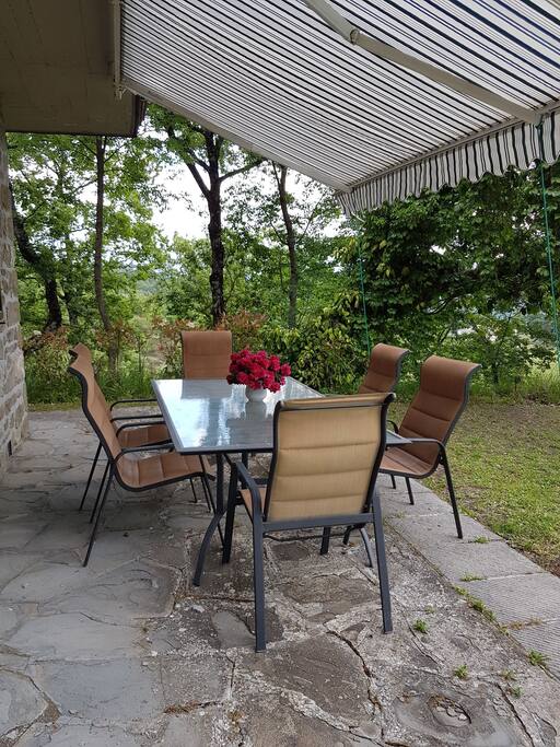 outside table