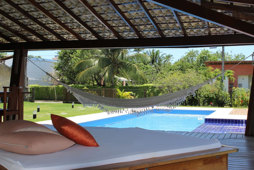 Piscina integrada a varanda