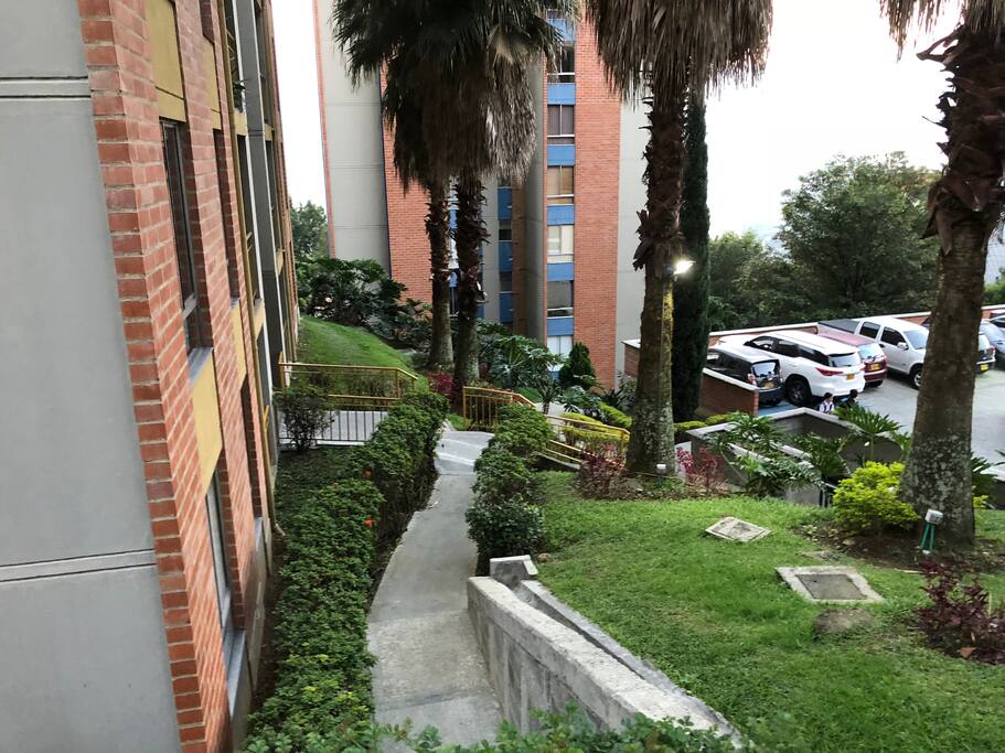 zonas verdes y excelente lugar para estar tranquilo