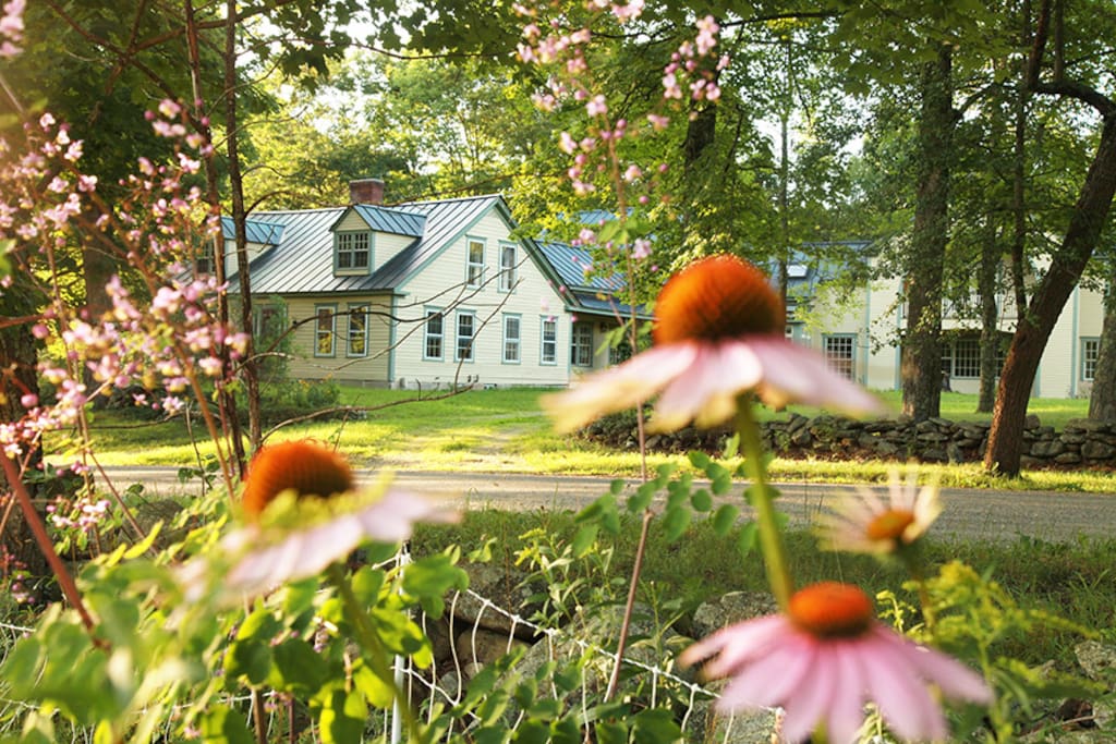 An elegant and unique on-farm luxury experience in the agriturismo tradition.