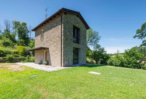 Panoramic villa, relax on the hills of Bologna
