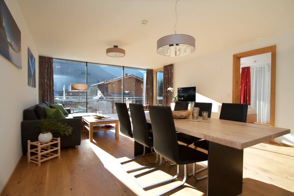 Esstisch für 6 - dining table for 6