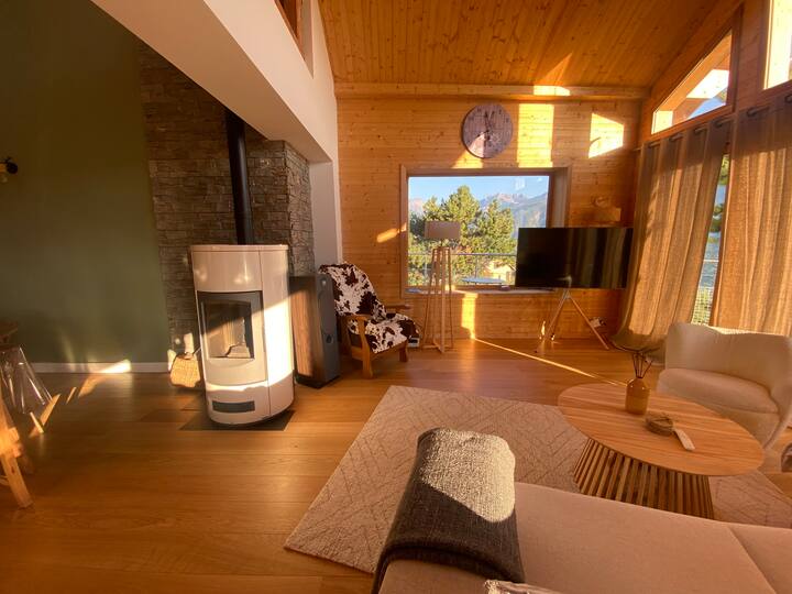 Chalet Accueillant Vue Splendide Sur Le Lac - Lac de Serre-Ponçon