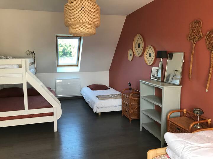 Bedroom 4 - Dorm (sleeps 7)