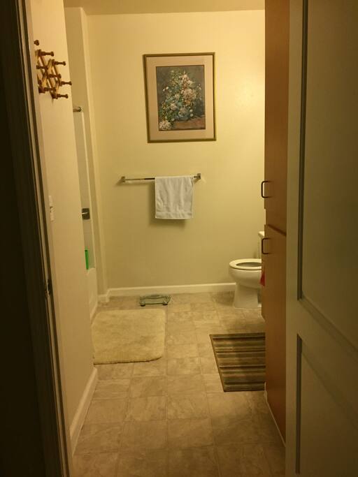 Clean bathroom.