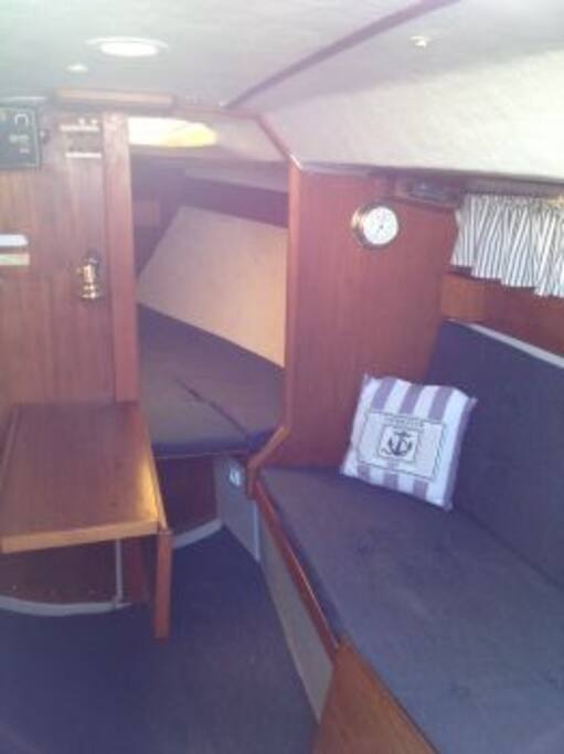 ther is no shower in this boat