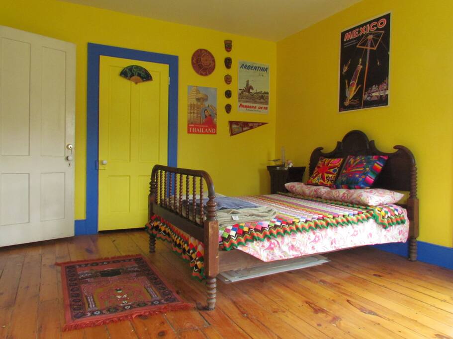 Sunny , bright and cozy.