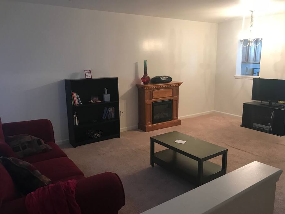 Family Room/ Living Room