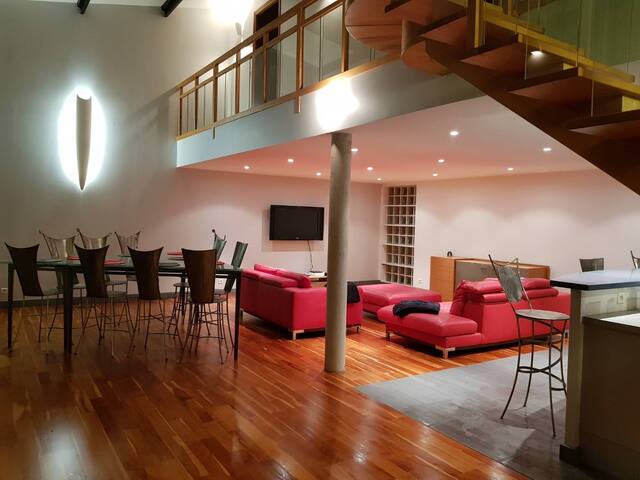 ESPRIT LOFT gallery image 4