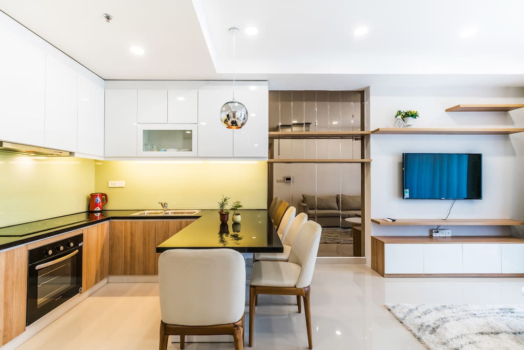 Modern kitchen in a luxury apt