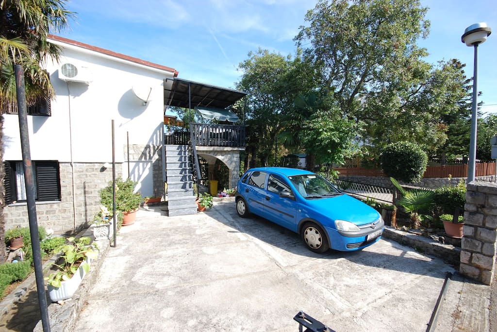 parking in the yard
