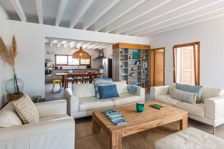 Maison d’architecte, calme et vue mer – roof top gallery image 3