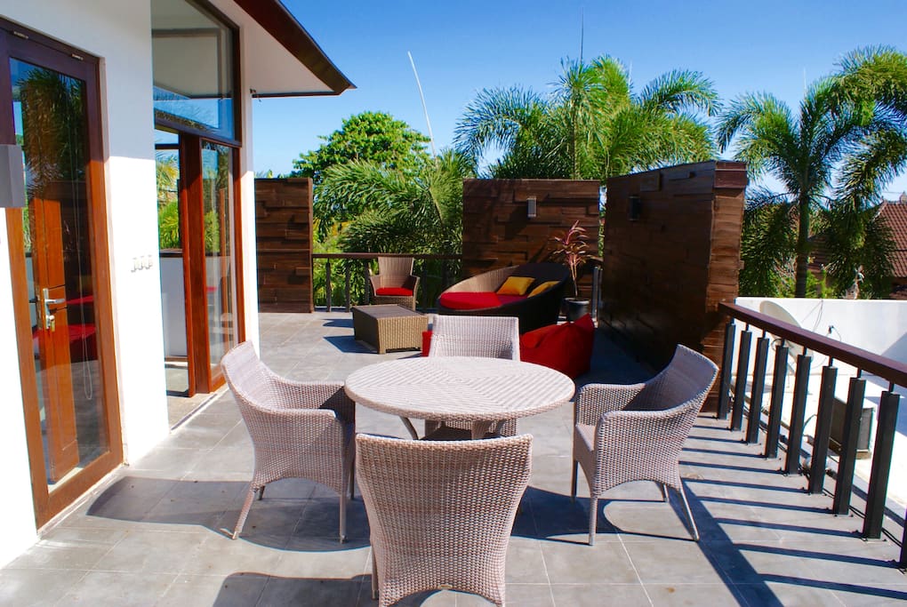 Rooftop Part 1 - with Dining Table & Lounge area in the back