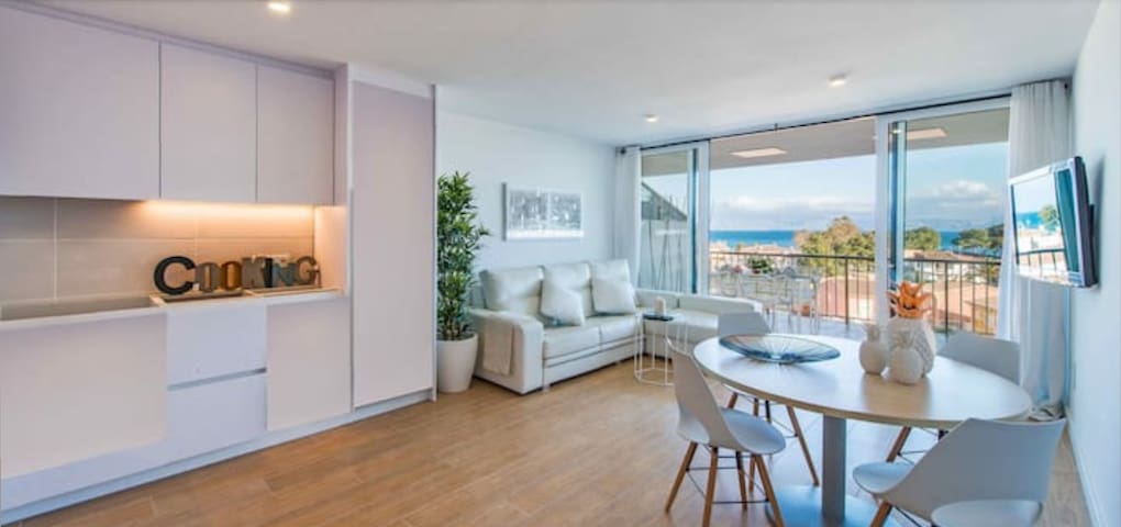 Get En mal estat elegant dormitori platja For Android En Mal Estat Elegant Dormitori Platja