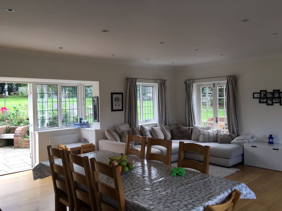 700sqft Eat in kitchen opens to garden & large oak dining room table extends to accommodate 12 people comfortably