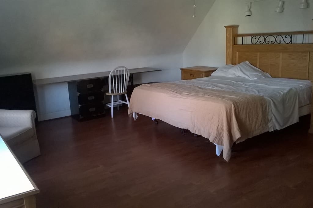 Private Bedroom