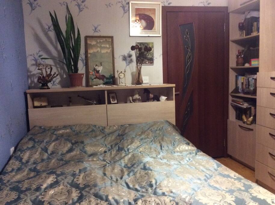 Bed room