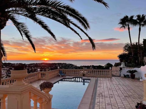 Amazing sea view villa - Pool & big, secluded plot