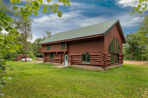 Log home on 2.5 acres near Upper South Long Lake