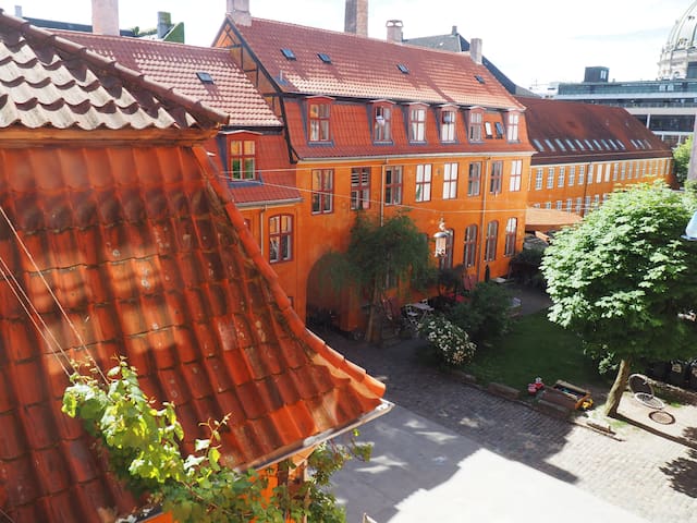 Beautiful apartment in the old part of Copenhagen