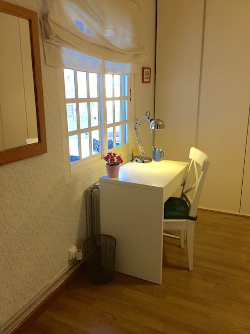 Dormitorio individual independiente