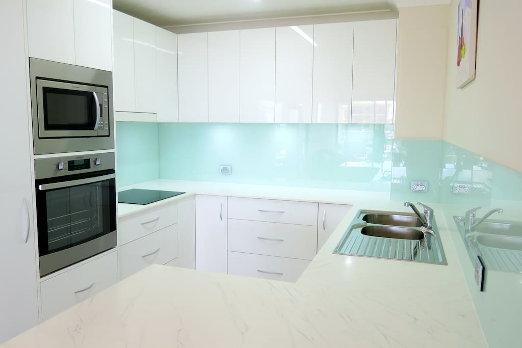 Come and enjoy our brand new luxury kitchen.
