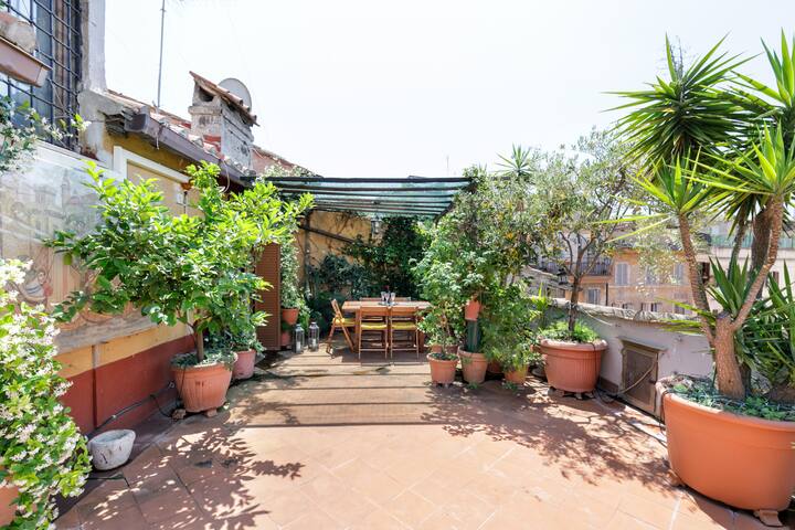 Charme&Luxury apartment, roof terrace – Navona Sq. gallery image 5