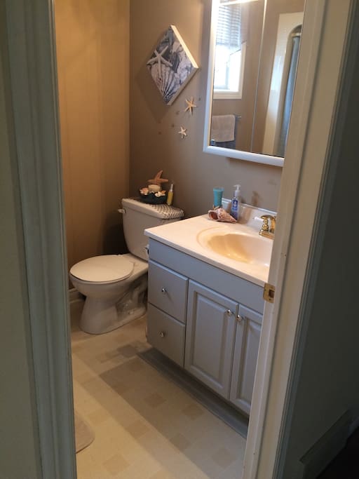 Bathroom third floor