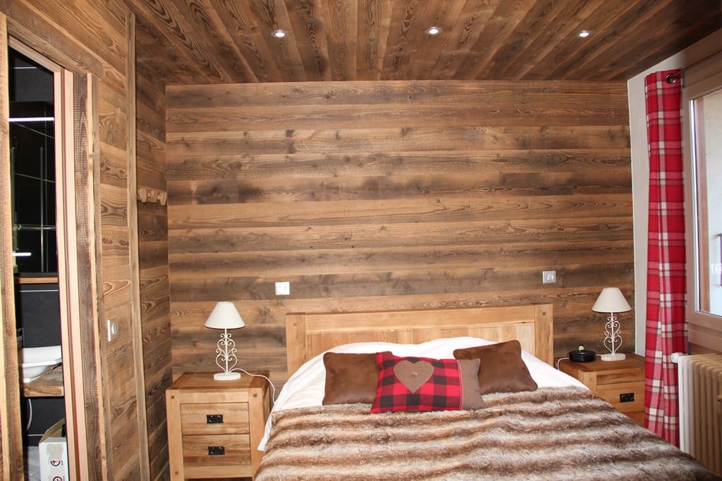 Chambre 1 parentale et sa salle d'eau privative