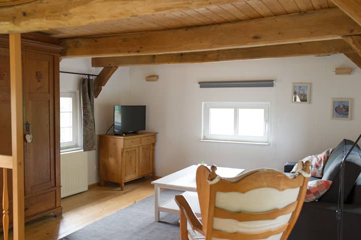 Სასტუმრო ოთახი