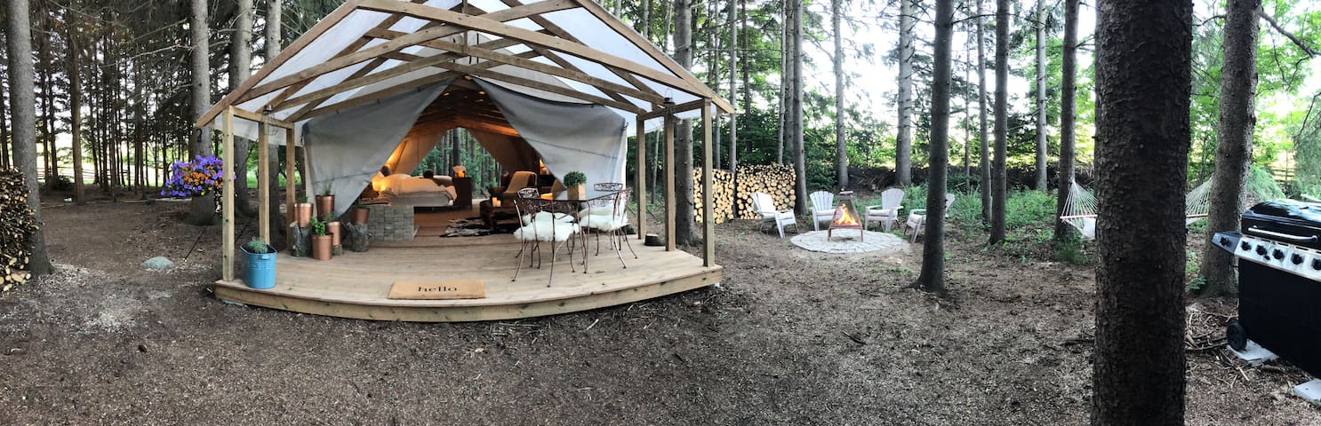 Glamping at Alabaster Acres - The Copper Retreat