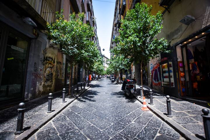 CENTRAL STUDIO FLAT IN THE HISTORICAL AREA!