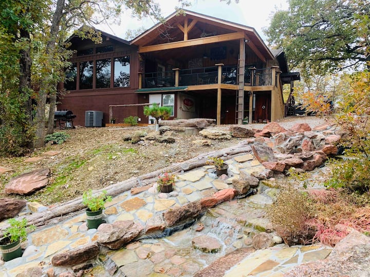 Cabin in Sulphur · ★4.88 · 4 bedrooms · 6 beds · 3 baths