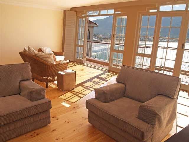 Rockridge Marina Lookout gallery image 3