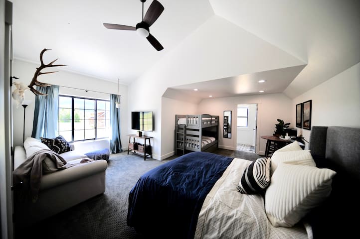 Modern Farmhouse Guest Suite