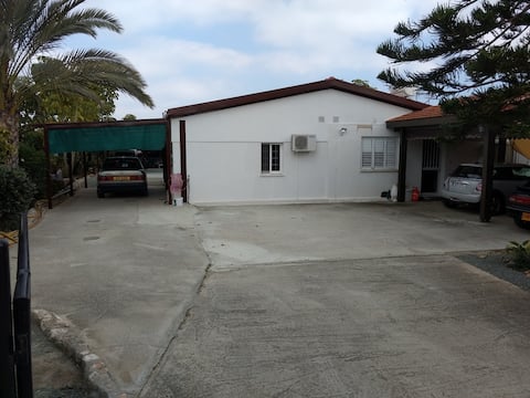 Secluded Private Annex in Ypsonas