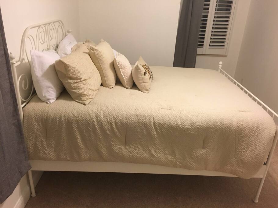 Nice size room.