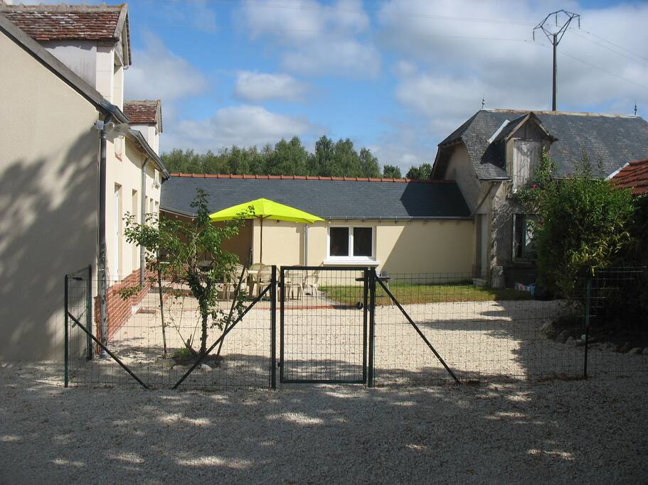 Cour privative