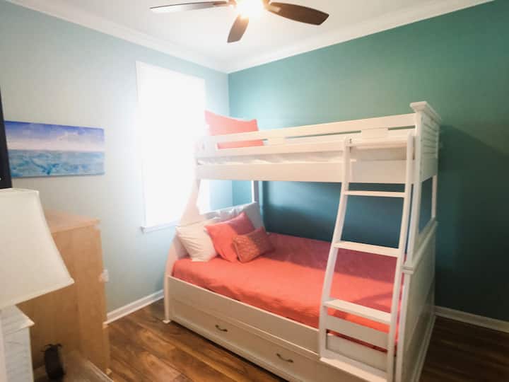 Third floor bedroom with full/twin bunk
