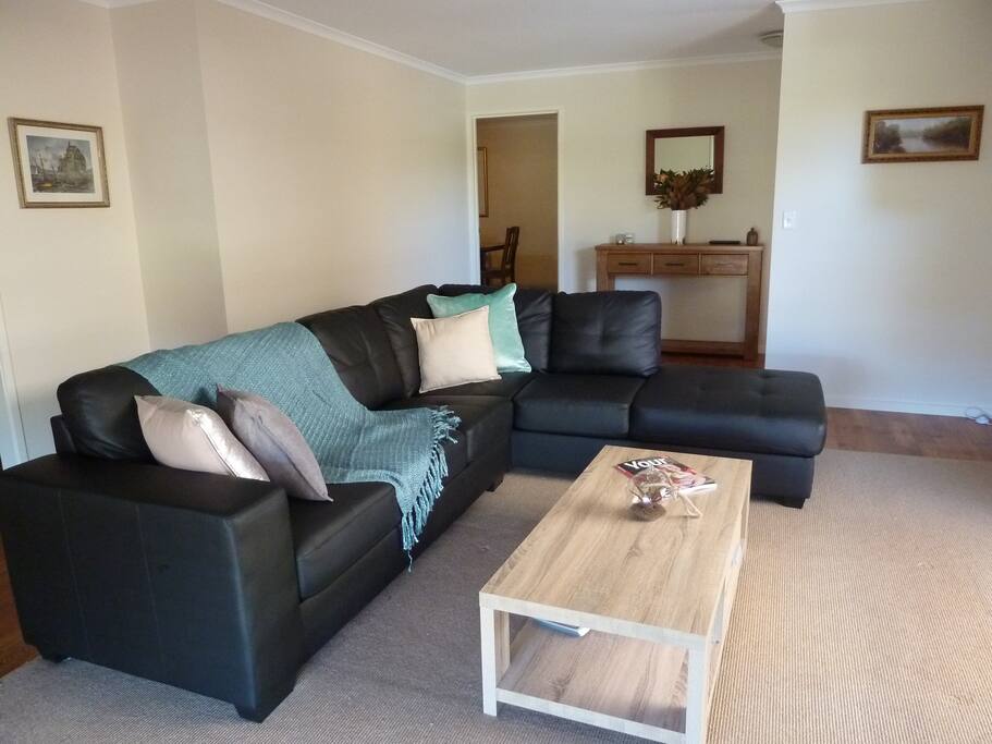Spacious and relaxed living lounge room