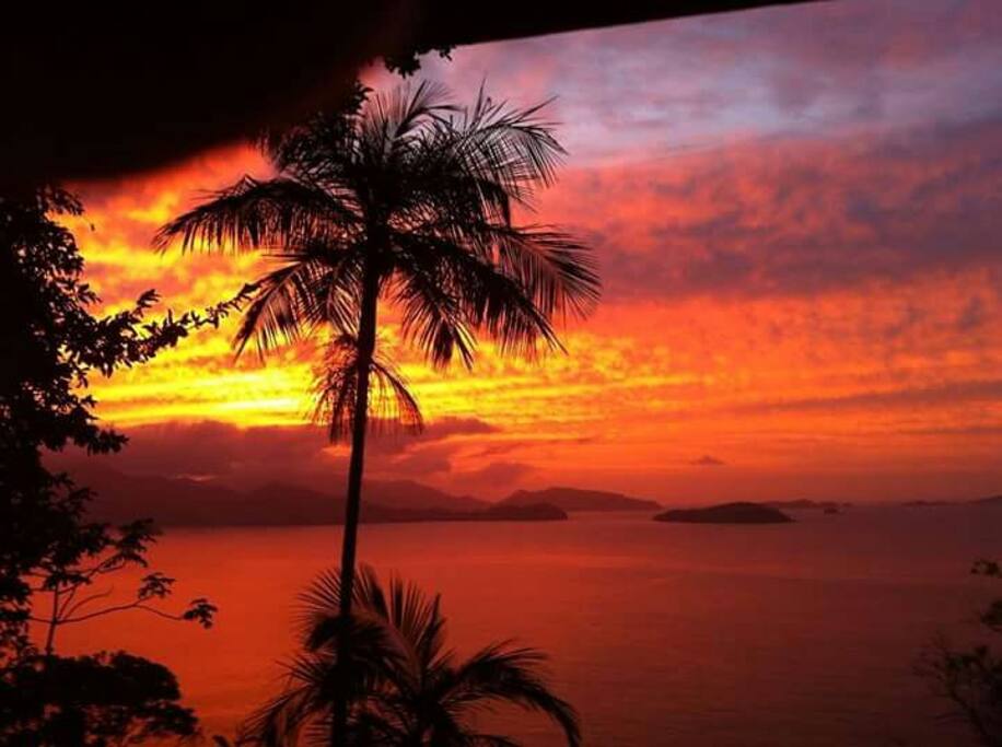 Sunrise* Suite-Puruba*
Nascer do Sol