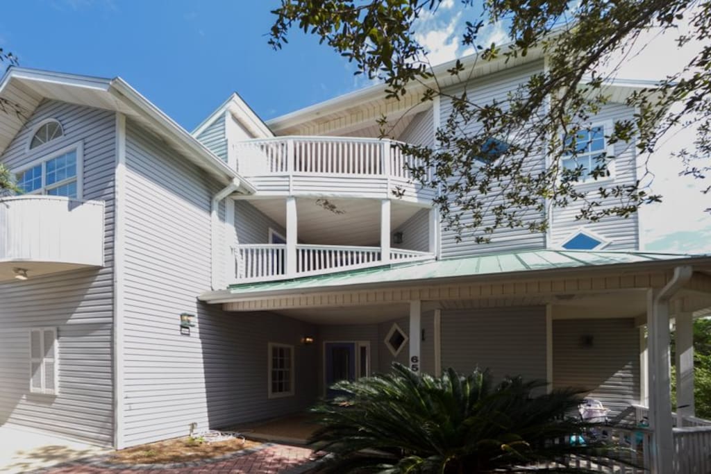 Large 3-story multi-level home in a beautiful setting.