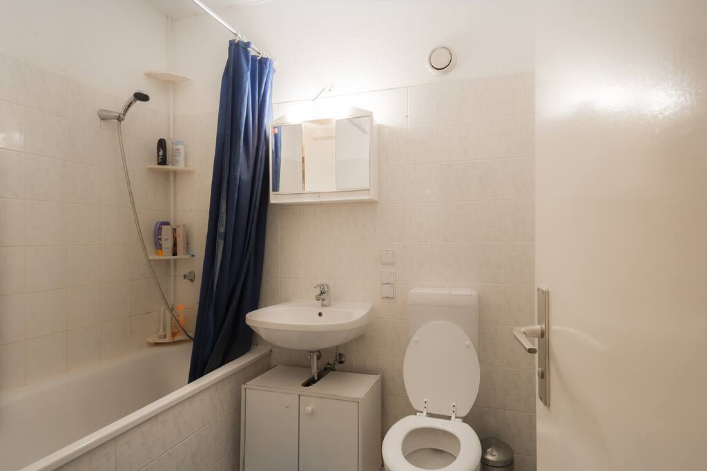 bathroom nr.1