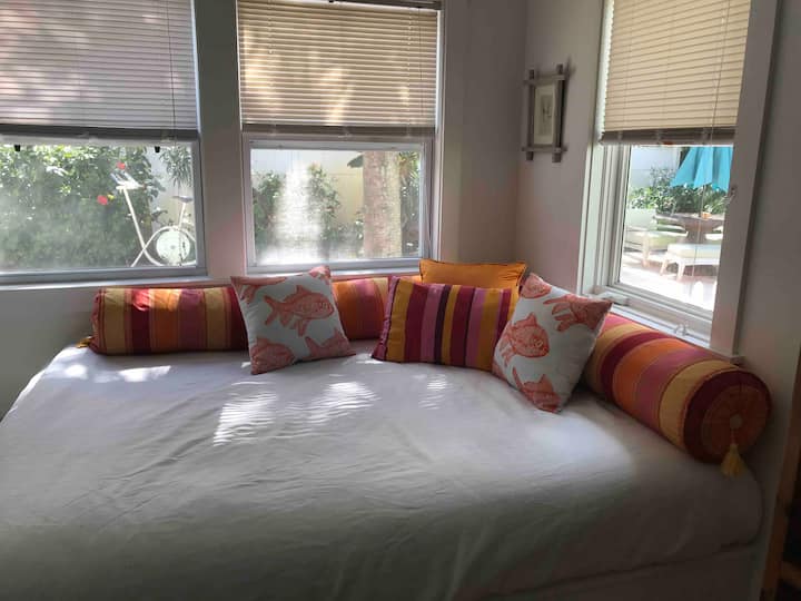 საძინებელი 1